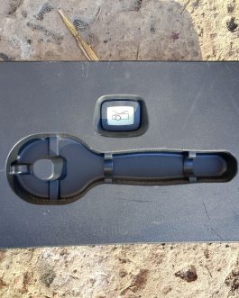 Панель підкапотного боксу Model S Plaid 1564256-00-A Оригінал Б/У